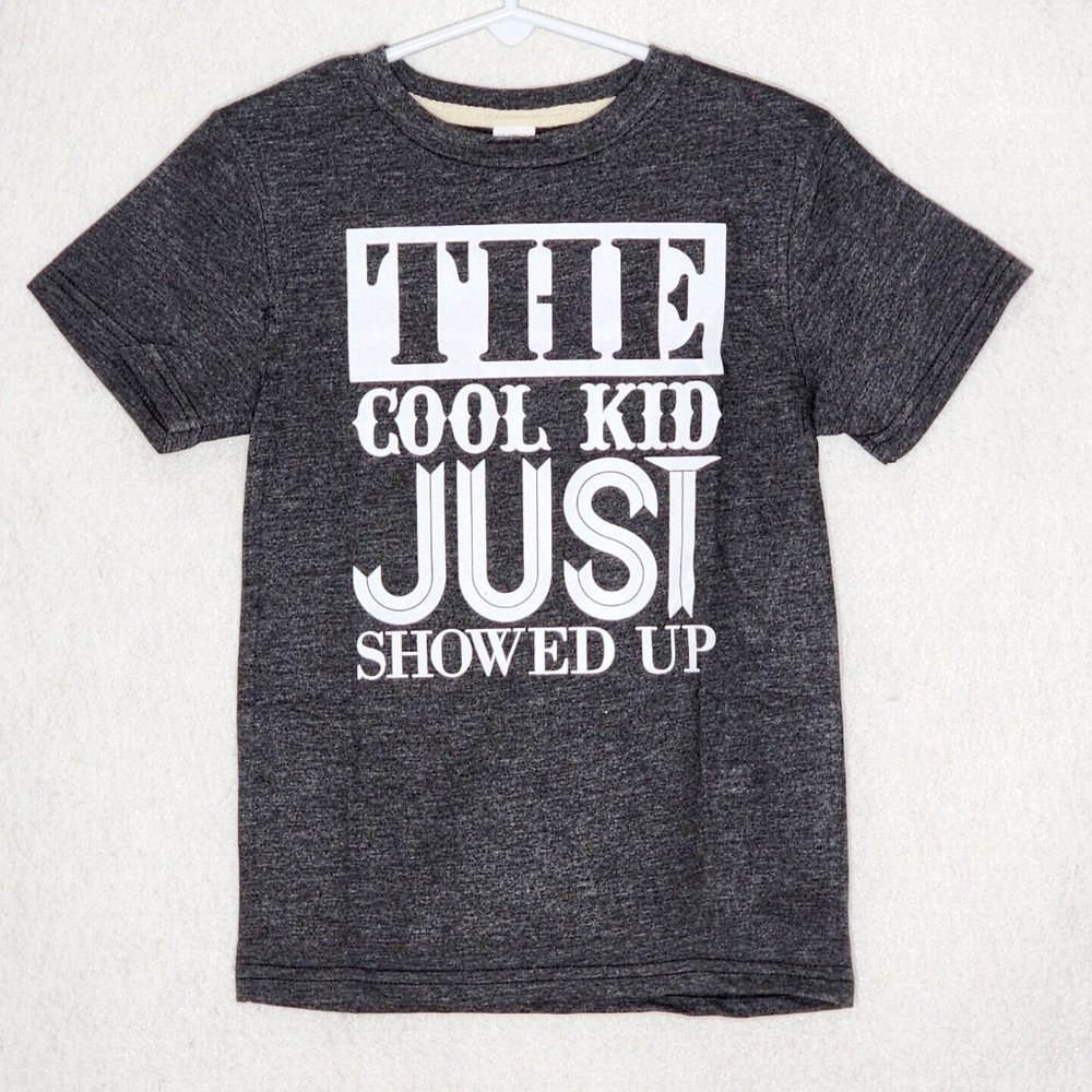 AirWaves Boy's Short Sleeve T-Shirt NEW "THE COOL KID JUST SHOWED UP" Gray